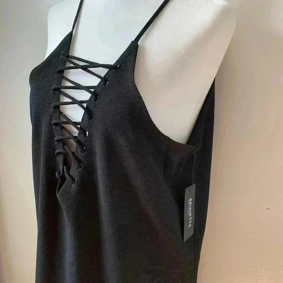 BNWT Brunette the label women’s Helena black dress size S/M - Picture 3 of 3